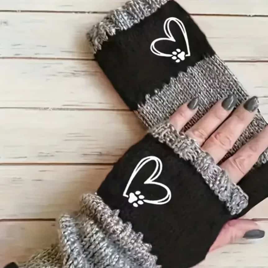 Γυναικεία Μαύρα Γάντια με σχέδιο Καρδούλα