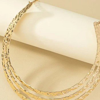 Κολιέ Τσόκερ με Σφυρήλατο Φινίρισμα – Χρυσό