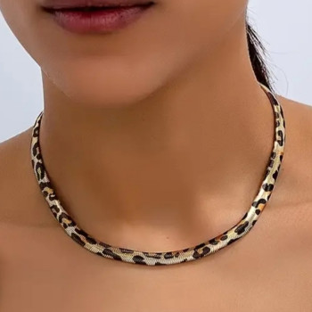 Λεοπάρ Κολιέ από Ατσάλι σε Χρυσό Χρώμα – Δυναμικό & Στυλάτο