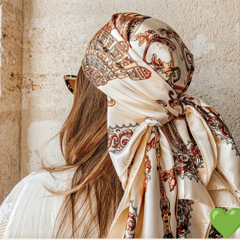 Εμπριμέ Φουλάρι 90x90 cm