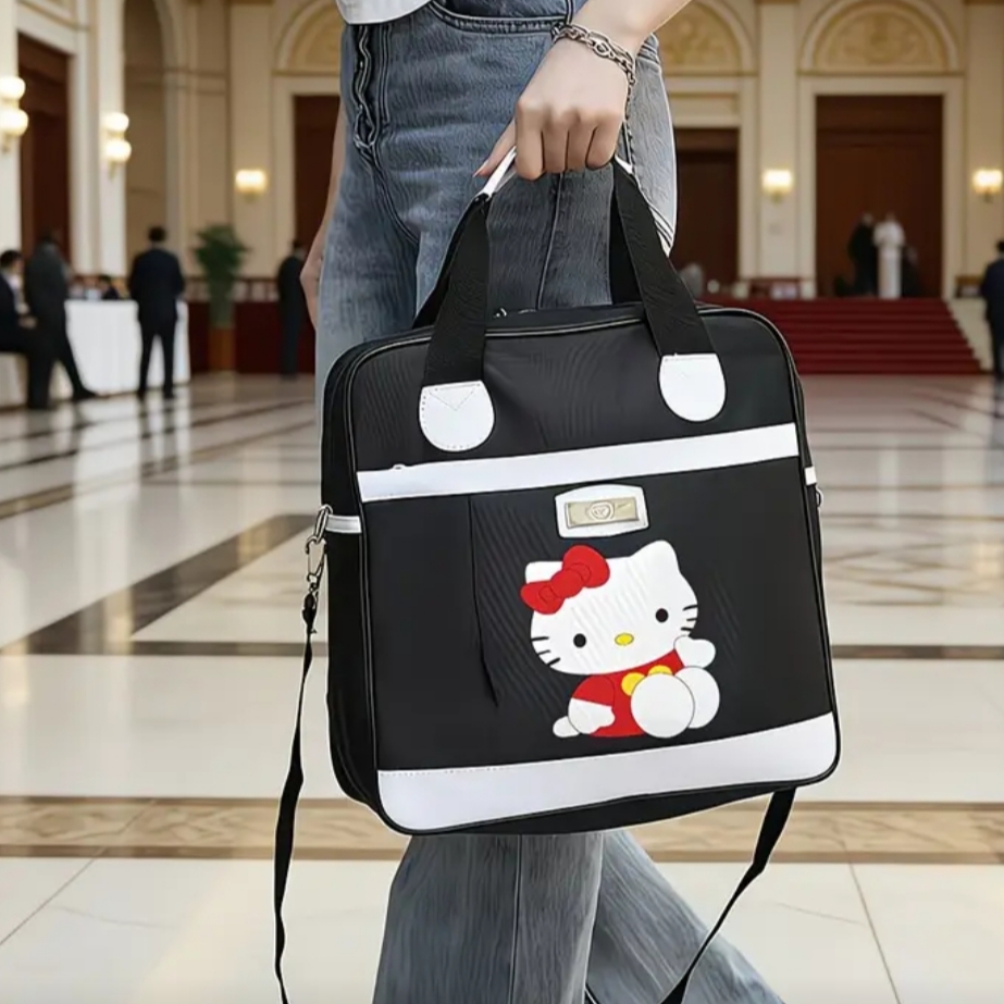 Μαύρη Τσάντα Hello Kitty με Λευκές Λεπτομέρειες – Cute & Stylish Επιλογή - Image 2